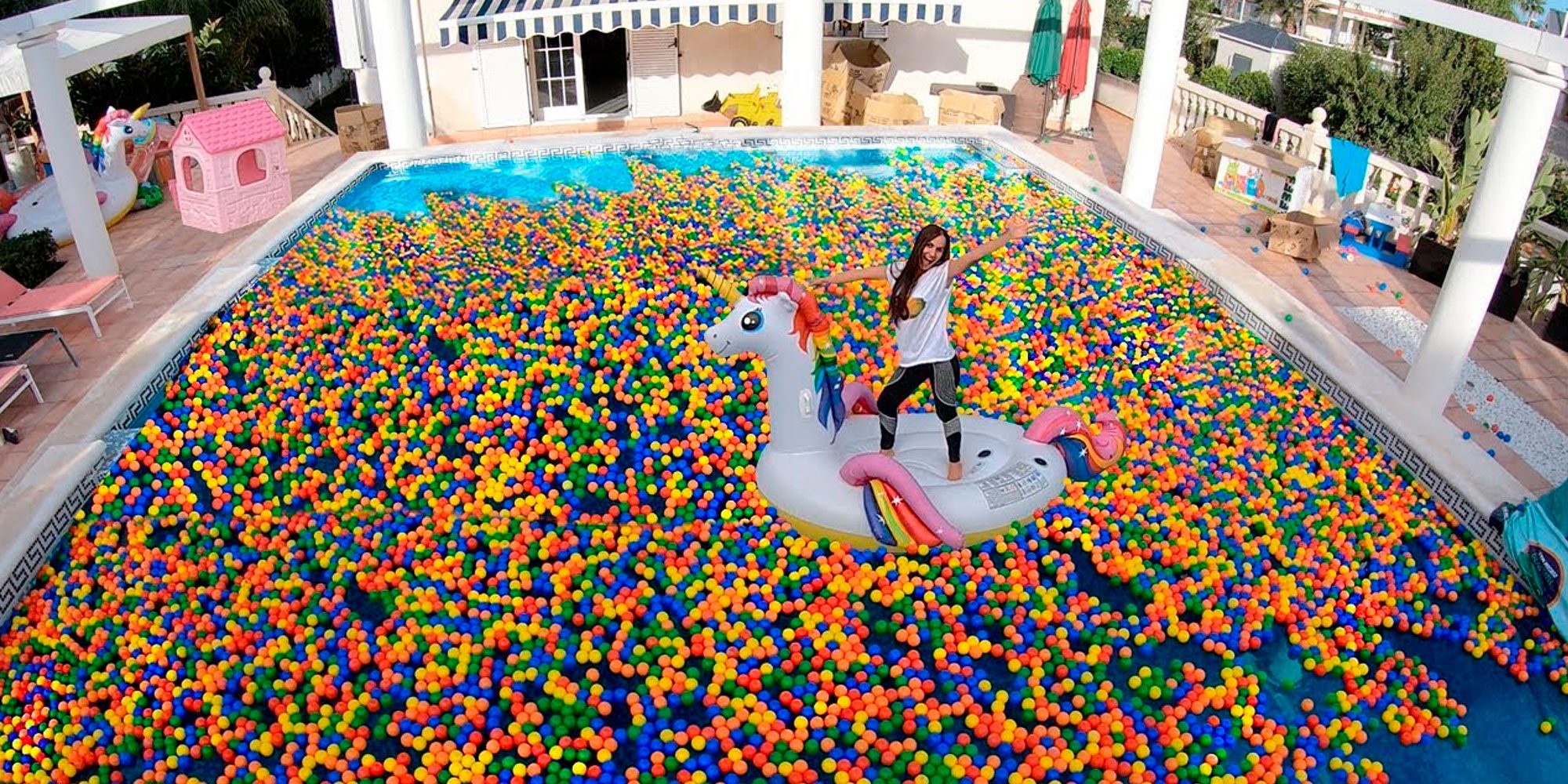 fabricantes-distribuidores-de-pelotas-plasticas-para-piscina